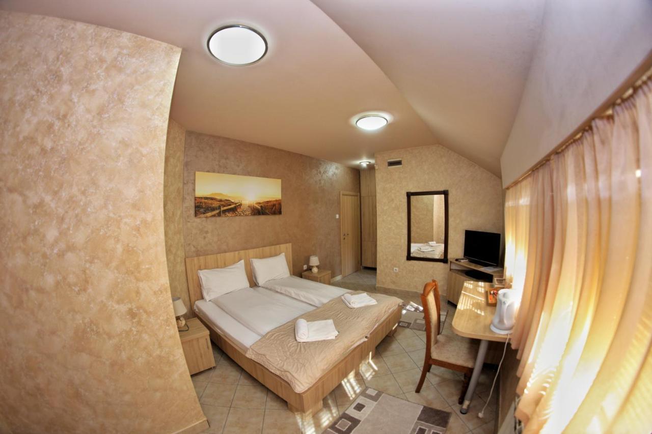 Apartmani Zecevic Nikšić Εξωτερικό φωτογραφία