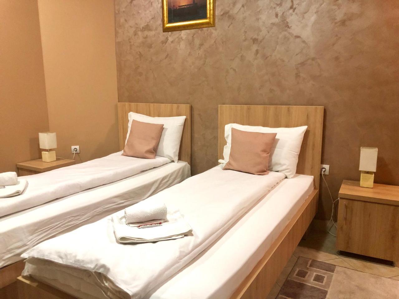 Apartmani Zecevic Nikšić Εξωτερικό φωτογραφία